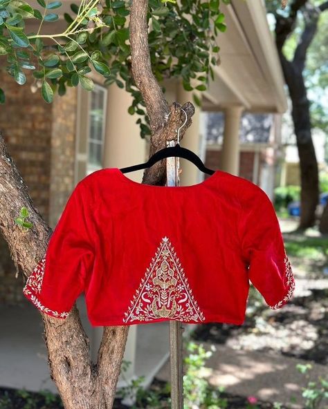 Elevate your traditional attire with our stunning Red Velvet Maggam Work Blouse, designed to add a touch of luxury to your ensemble. Handcrafted with intricate maggam embroidery, this blouse features fine detailing with gold and silver threads, zardosi work, and delicate bead embellishments. The rich velvet fabric offers a regal look, perfect for weddings, festive occasions, and special events. Customizable to fit your size and style, our blouse is designed for the modern woman who cherishes ... South Indian Blouse, Blouse Designs Saree, Indian Blouse Designs, Blouse Designs High Neck, Blouse Indian, Blouse Designer, Traditional Blouse Designs, Latest Model Blouse Designs, Cutwork Blouse Designs