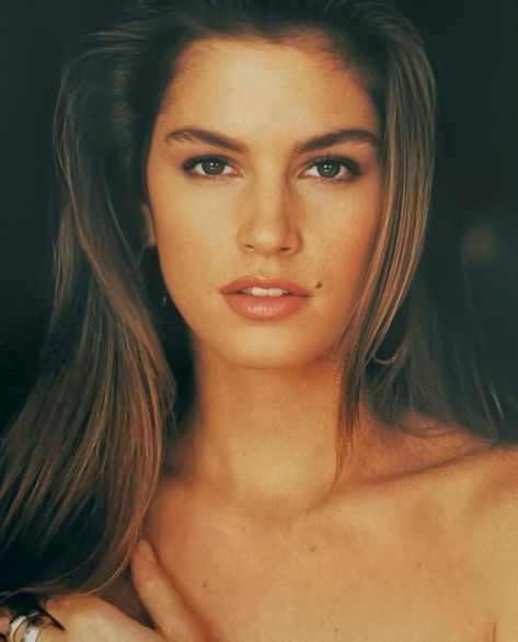 Cindy Crawford Makeup, Cindy Crawford Young, Cindy Crawford Photo, Models 90s, Casual Makeup, Original Supermodels, 90s Supermodels, 90s Models, Beauty Mark