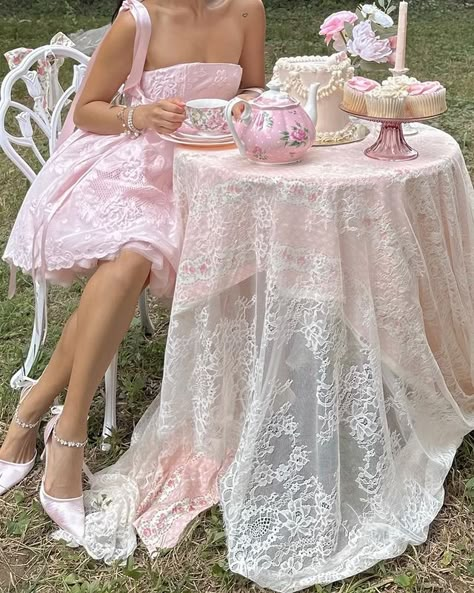 All Posts • Instagram Princess Picnic, Romantic Wardrobe, Pink Princess Aesthetic, Cottagecore Pink, Dress Outfits Party, Sweet 17, Party Photoshoot, Bridal Tea, Vintage Inspired Decor