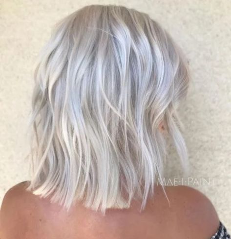 Short Hair Back View, Best Short Hair, Platinum Blonde Bobs, Short Hair Back, Short White Hair, Silver Blonde Hair, Hair Magic, Ice Blonde, Cool Short Hairstyles