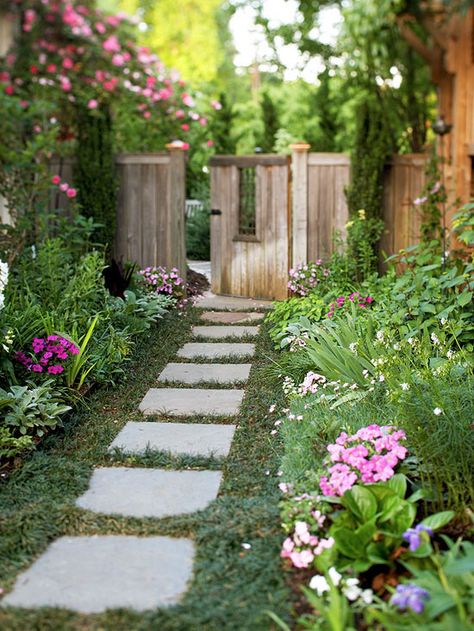 . Side Yard Landscaping, Side Garden, Have Inspiration, Garden Path, Garden Pathway, Green Lawn, Yard Design, Wooden Fence, Side Yard