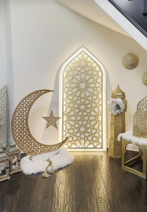 Ramadan Theme Decoration, Ramadan Photoshoot, Ramadan Theme, Runway Stage, Eid Activities, Islamic Celebrations, Eid Decorations, Milad Un Nabi, Ramadan Kareem Decoration