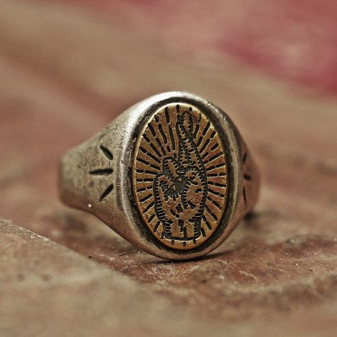 Medieval Wood Cut Inspired Crossed Fingers Silver Ring - Etsy Australia Vintage Men’s Rings, Men’s Rings, Mens Jewelry Aesthetic, Mens Jewelry Rings, Antique Mens Rings, Medieval Ring, Medieval Rings, Rings Men, Packing Slip