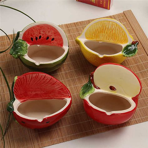 Various colors Watermelon style Ceramic Ashtray ,Processing and customized production Ashtray Pottery, Ceramic Ashtray, Clay Pipes, Turkish Ceramics, Gift Box Design, Ceramic Plant Pots, Ceramic Boxes, Pottery Painting Designs, Ceramic Spoons