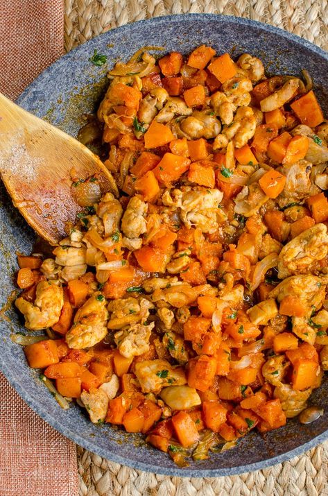 Veggie Meal Plan, Butternut Squash Recipes Healthy, Butternut Squash Recipes Pasta, Chicken Squash, Butternut Recipes, Recipes Using Rotisserie Chicken, Baked Butternut Squash, Best Pasta Dishes, Chicken And Butternut Squash