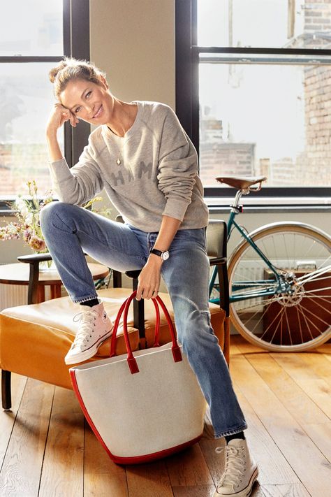 Carolyn Murphy Style, Styling Cardigan, Caroline Murphy, Isabel Marant Style, Beach Wardrobe, Carolyn Murphy, Branding Photoshoot Inspiration, Street Style Chic, A Perfect Day