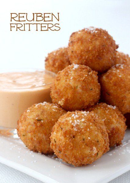 These Reuben Fritters are crispy on the outside and creamy on the inside! Keep the party going the next day with this fun appetizer recipe! #fritters #friedfood #leftovercornedbeef #appetizerrecipe Leftover Corned Beef Recipes, Irish Appetizers, St Patrick's Day Appetizers, Beef Appetizers, Irish Recipes Traditional, Corned Beef Recipes, St Patricks Day Food, Irish Recipes, Corned Beef