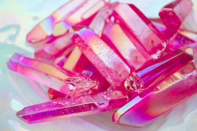 Ruby Aura Quartz, Rose Aura Quartz, Aura Rose Quartz, Pink Aura Quartz, Rose Aura, Geode Rocks, Crystal Meditation, Rainbow Aura Quartz, Aqua Aura Quartz