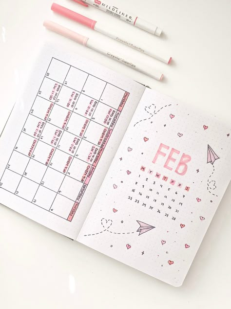 Minimalist Bullet Journal, Bullet Journal Minimalist, February Bullet Journal, Bullet Journal Month, Bullet Journal Ideas Templates, Creating A Bullet Journal, Bullet Journal Mood Tracker Ideas, Bullet Journal Paper, Bullet Journal Tracker