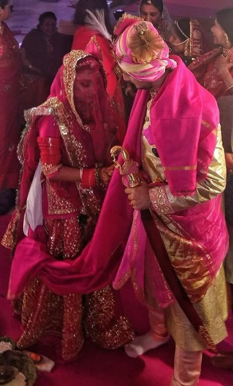 Rajput Couple Royal, Royal Rajasthani Bride, Rajput Aesthetic, Rajasthani Aesthetic, Rajputi Wedding, Rajput Wedding, Rajputana Culture, Rajasthani Wedding, Rajasthani Bride