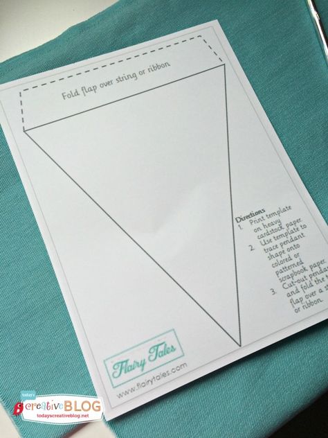 No Sew Bunting, Sew Bunting, Bunting Template, Bunting Ideas, Bunting Pattern, Bunting Diy, Fabric Crafts Diy, Diy Banner, Fabric Bunting