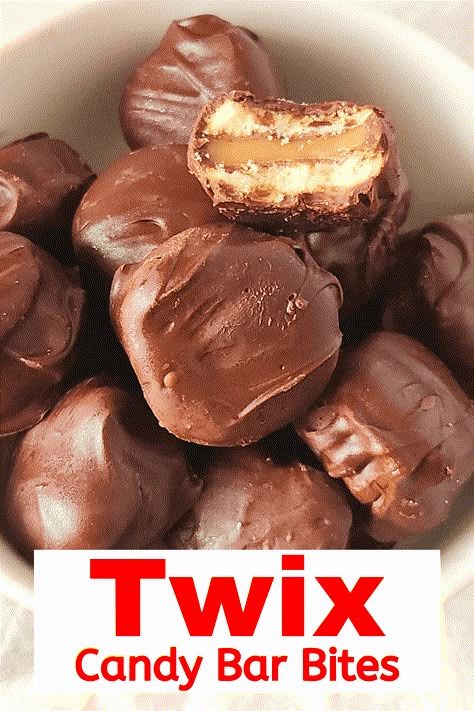 Twix Candy Bar, Twix Bites, Twix Candy, Homemade Twix Bars, Homemade Candy Bars, Bar Bites, Candy Bar Recipe, Caramel Bites, Twix Bars