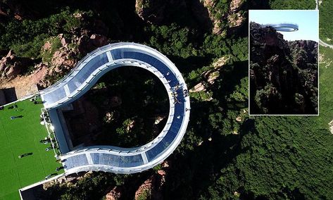 New glass observation deck in China juts out of cliff at 1,120ft high Sky Walk, Observation Deck, Mountain Valley, The Cliff, The Public, Fence, China, Reading, Glass