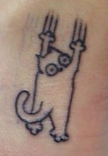 Cat Hanging Tattoo, Cat Tattoo Minimalist, Simple Cat Tattoos, Silly Little Tattoos, Cat Henna, Tattoo Ideas Cute, Tattoo Dainty, Tattoo Spine, Dainty Tattoo