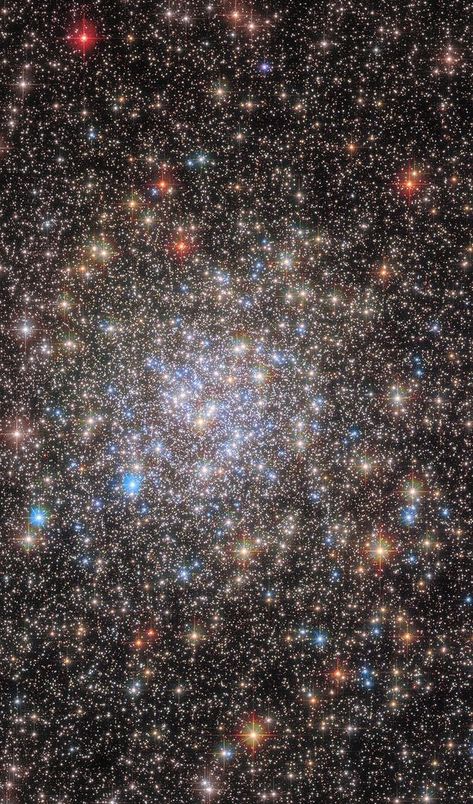 Outer Space Wallpaper, Galactic Center, Cosmos Space, Astronomy Science, Our Galaxy, Space Phone Wallpaper, Space Photography, Star Cluster, Hubble Space