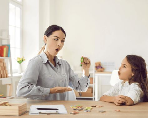 Here are some valuable tips for identifying your child’s main learning style inspired by the teachings of this private school in Essex. Speech Articulation, Language Delay, Language Disorders, Speech Delay, Best Speeches, Aba Therapy, Learning Style, Speech Therapist, Speech Language Pathology