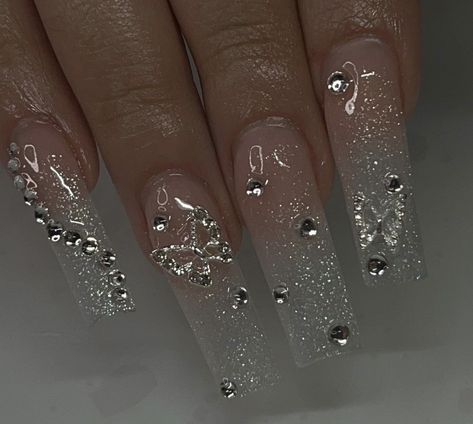 Sweet 16 Nails, Nail Art 2023, Nails 2023 Trends, Prom Nails Silver, Clear Acrylic Nails, Girly Acrylic Nails, Long Acrylic Nails Coffin, Designs Nail, Long Square Acrylic Nails