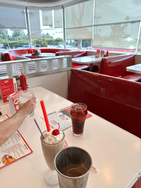 #50s #50sdiner #rubys #aesthetic #diner #burgers #shake #cherrycoke #40s #50saesthetic 50’s Aesthetic, Tiktok Us, 1950s Aesthetic, Diner Aesthetic, 50s Diner, American Diner, Summer Goals, Laguna Beach, White Aesthetic