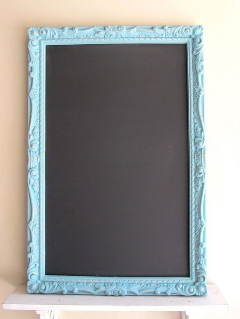 Framed chalkboard....my next DIY project :) Framed Chalkboard Wall, Wedding Menu Sign, Chalkboard Wall Decor, Chalkboard Projects, Magnetic Paint, Marco Vintage, Kitchen Chalkboard, Menu Sign, Framed Chalkboard