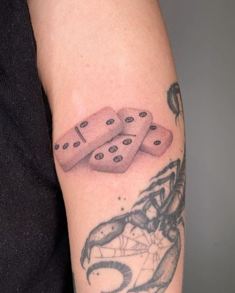 Dominos Tattoo Ideas, Domino Effect Tattoo, Tic Tac Toe Tattoo, Dominos Drawing, Domino Drawing, Domino’s Tattoo, Domino Tattoo, Dominos Illustration, Ceramic Domino