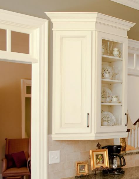 CliqStudios' wall end angle allows for transition from a 12" depth cabinet to the wall which allows designers to create visually appealing angles and better usage of traffic flow where space is tight. Open Up A Small Kitchen, Ugly Kitchen Makeover, Kitchen Cabinet Types, Dining Cabinet Ideas, Lazy Susan Storage, White And Black Kitchen, Kitchen Examples, Traditional Kitchen Cabinets, Cabinet Storage Solutions