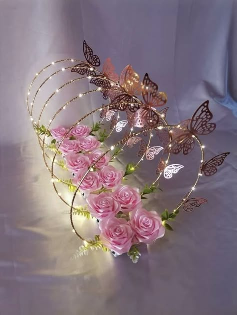 Princess Party Centerpieces Diy, Flower Quinceanera Theme, Quince Decorations Pink, Quince Butterfly Theme, Centerpieces For Quince, Butterfly Centerpiece Ideas, Butterfly Table Decorations, Rose Debut, Butterflies Decorations