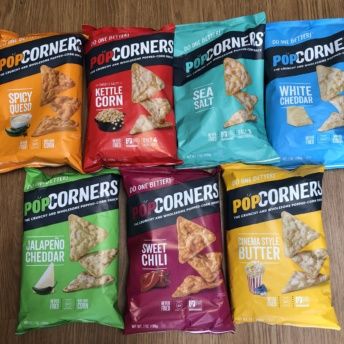 Gluten-free popcorn chips from PopCorners Popcorn Chips, Gluten Free Popcorn, Grocery Store Items, Vegan Chinese, Healthy Chips, Spicy Corn, Corn Snacks, Packaged Snacks, Store Snacks