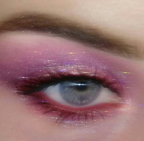 💌pinterest ↠ @lexibolster💌 Mekap Mata, Pink Eye Makeup, Smink Inspiration, Makijaż Smokey Eye, Aesthetic Eyes, Eye Makeup Art, Pink Eyes, Makeup Goals, Eye Make