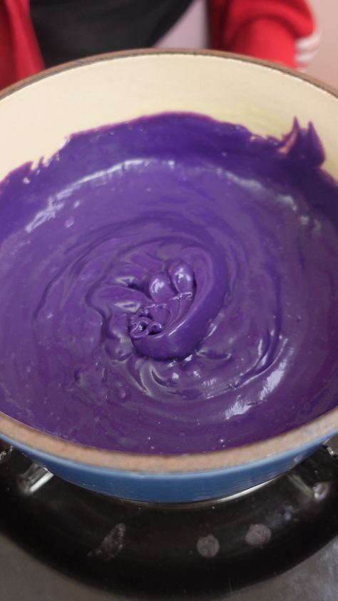 Ube Custard (Creme Patissiere) Ube Filling Recipe, Ube Custard, Creme Pat, Cream Filling Recipe, Pinoy Dessert, Ube Recipes, Filipino Food Dessert, Custard Sauce, Cake Filling Recipes