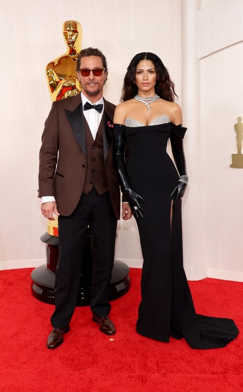 Matthew McConaughey and Camila Alves McConaughey  from Red Carpet Couples Turning Oscars 2024 Into A Date Night on E! Online Camilla Alves, Celebrity Red Carpet Looks, Grace Gummer, Oscars 2024, Red Carpet Couples, Sean Lennon, Kate Mckinnon, Brendan Fraser, Carpet Looks