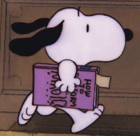 Reece Core, Snoopy Images, Snoopy Wallpaper, Peanuts Characters, Snoopy Pictures, Snoop Dog, Snoopy Love, Charlie Brown And Snoopy, The Peanuts