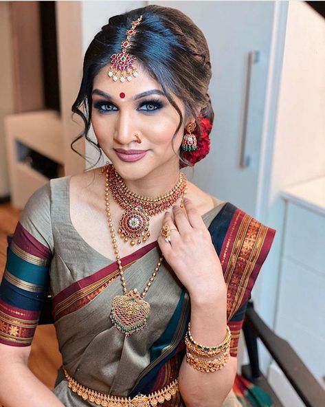 D E S I  D O L L S on Instagram: “Glowing Tamil Bride #inspo ⭐️⭐️” Tamil Hairstyle, Tamil Bride, Lengha Blouse Designs, Indian Bride Makeup, Saree Hairstyles, Cotton Blouse Design, Tamil Brides, Saree Jewellery, Traditional Blouse Designs