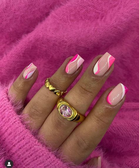 Simple French Nails Design, Cruising Nails, Acrylic Nails Ideas Pink, Sb Nails, Pink And White Nail Designs, Short Square Nails Design, Square Nails Design, Pink White Nails, Pink Gel Nails