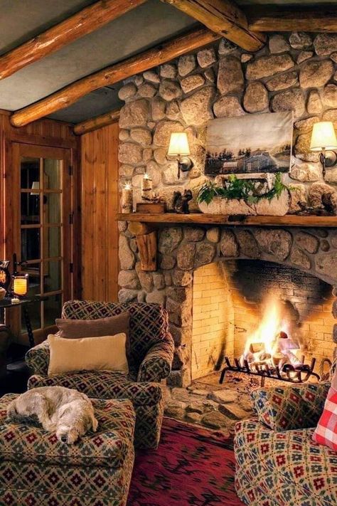 Cabin Interiors, Cabin Living, Log Cabin Homes, Lake Cabins, Cabin In The Woods, Cabins And Cottages, Cozy Fireplace, Cabin Life, Beautiful Living Rooms