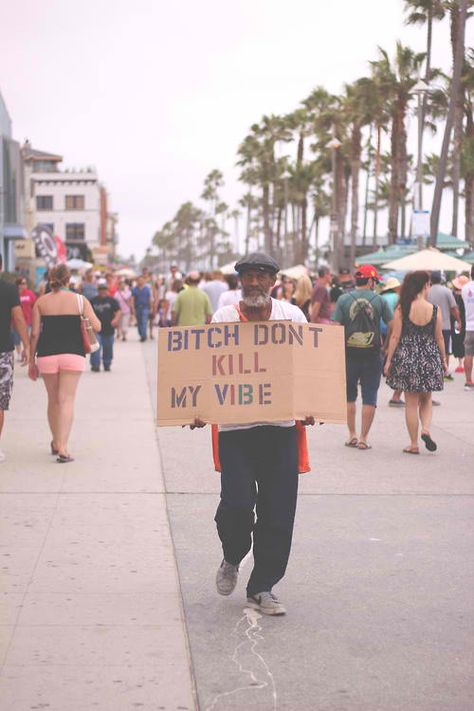 Bitch don't kill my vibe Kendrick Lamar Don’t Kill My Vibe Wallpaper, Malik Core Aesthetic, Dont Kill My Vibe Wallpaper, In My 20s Aesthetic, Don’t Kill My Vibe, 90s Pictures Aesthetic, Dont Kill My Vibe Aesthetic, Random Aesthetic Pictures, Throwback Photos