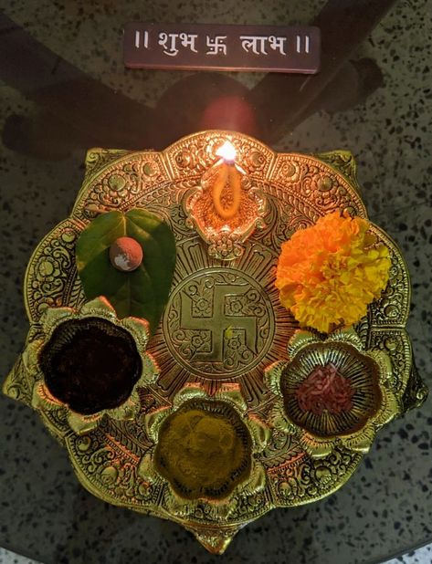 Aarti thali decoration Aarti Thali, Mandir Decoration, Janmashtami Decoration, Temple Decor, Spiritual Growth, Spirituality