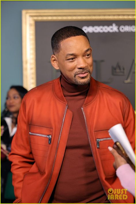 Will Smith Actor, Will Smith And Family, Full Hd Photo, Jaden Smith, Jada Pinkett Smith, Actors Male, كريستيانو رونالدو, Poses For Photos, Just Jared