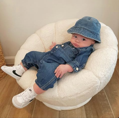 Bebe Clothing, Baby Ootd, Baby Inspiration, Baby Necessities, Children's Fashion, Kids Style