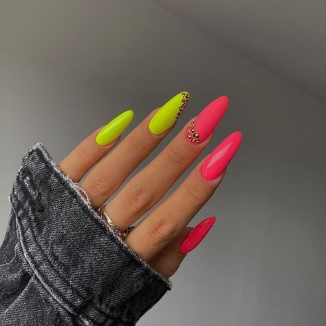 Cute Summer Nail Ideas, Neon Purple Nails, June Ideas, Neon Nail Art Designs, Fresh Manicure, Bright Summer Nails Designs, June Nails, Multicolored Nails, Neon Nail Designs