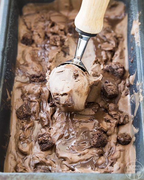 This chocolate fudge brownie ice cream is rich chocolate ice cream, swirled with hot fudge, and stuffed full of brownie chunks throughout. Its the ultimate ice cream for chocolate lovers. Chocolate Brownie Ice Cream, Ice Cream Recipes Machine, Cocoa Powder Cookies, Fudge Ice Cream, Brownie Ice Cream, Chocolate Fudge Brownies, Fudge Brownie, Homemade Ice Cream Recipes, Chocolate Ice