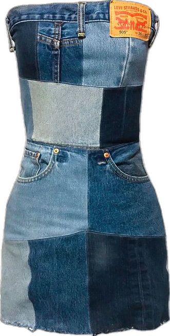 Jeans To Dress Diy, Upcycle Jeans Skirt, Denim Patchwork Top, Fashion Eras, Ropa Upcycling, Recycle Old Clothes, 2000s Japanese Fashion, Patchwork Denim Skirt, Reworked Clothing