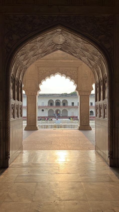 Captured the timeless beauty of Agra Fort in all its majestic glory. Explore the rich history and intricate architecture 🕌✨ #AgraFort #IndianHeritage #TimelessBeauty #India #TravelPassion #Wallpaper Intricate Architecture, Historical India, Agra Fort, Arch Architecture, Travel Vibes, Travel Wallpaper, Picsart Background, Indian Architecture, Instagram My Story