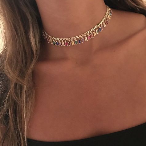 Prettiest Celebrities, Pearl Jewelry Necklace, Dope Jewelry, Classy Jewelry, Jewelry Lookbook, Gold Choker, Girly Jewelry, Dream Jewelry, Stylish Jewelry