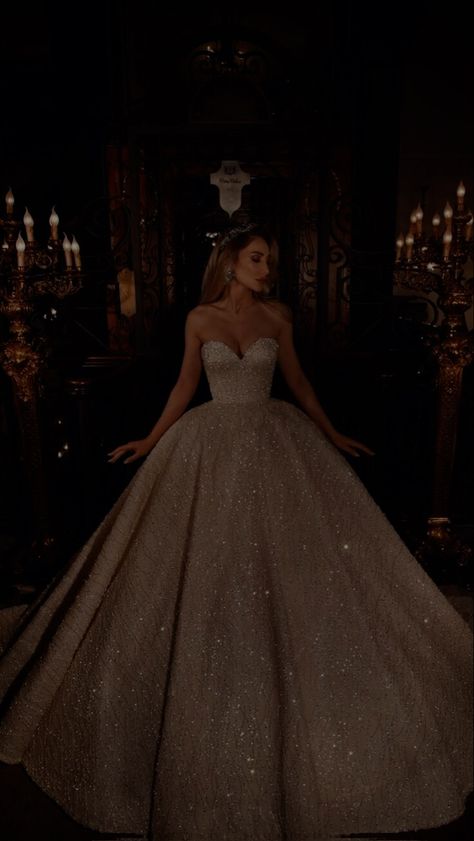 ℎ𝑒𝑎𝑣𝑒𝑛𝑠𝑐𝑥𝑛𝑡 Dresses Cinderella, Sparkle Wedding Dress, Ballroom Dresses, Princess Core, Princess Ball Gowns, Prom Dress Inspiration, Pretty Prom Dresses, Ballroom Dress, Wedding Dress Trends