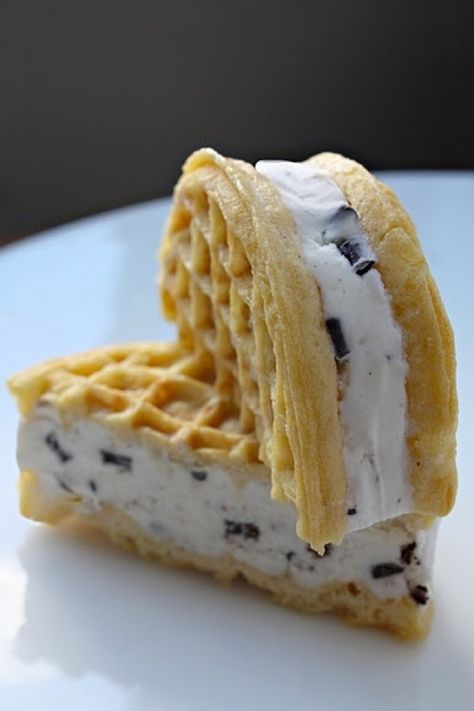 Eggo Waffle Ice Cream Sandwich | 14 Creative Ways To Use Packaged And Canned Food Eggo Waffle, Waffle Ice Cream Sandwich, Waffle Ice Cream, Frozen Waffles, Cream Sandwich, Packaged Food, Ice Cream Sandwich, Canned Food, Frozen Desserts