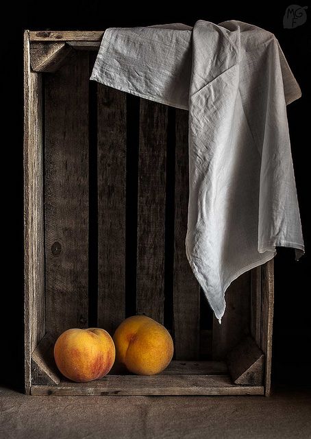 Foto Top, Fotografi Digital, Still Life Fruit, Food Photography Inspiration, Fruit Photography, Still Life Photos, Painting Still Life, Still Life Art, Life Pictures