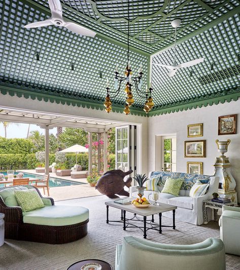 8 Designers Share the Secrets to Creating the Perfect Pool House - Galerie Pool House Interior Design, Hamptons Pool, 2021 Interior Design Trends, Beach Airbnb, Bahamas Beach, Florida Pool, Private Courtyard, Hotel Ideas, Pool House Designs