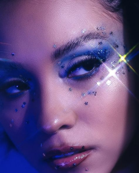 Amethyst Photoshoot, Star Filter Photography, Icy Photoshoot, Sparkle Photoshoot, Space Editorial, Aesthetic Portrait Photography, Space Photoshoot, Euphoria Photoshoot, Jupiter Photos