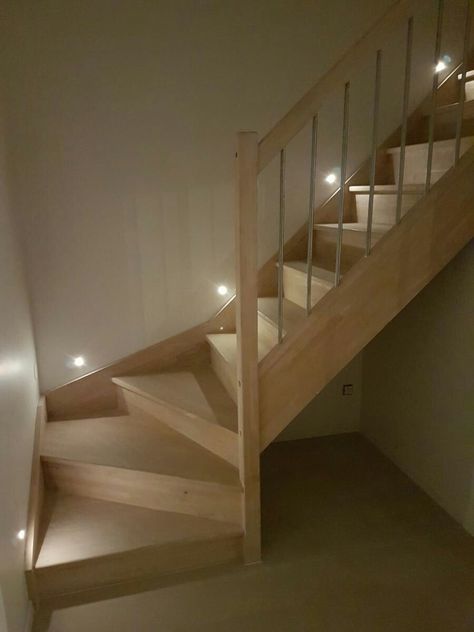 Attic Low Ceiling, Stairs Dog House, Small Space Staircase, Under Stairs Dog House, Entryway Stairs, Loft Staircase, Stairs Renovation, Small Staircase, Stair Rails