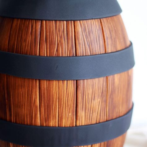 Whiskey Barrel Cake Ideas, Bourbon Barrel Cake, Whiskey Barrel Cake, Whisky Cake, Double Barrel Cake, Bourbon Cake, Cake Design Tutorial, Bbq Birthday, Alcohol Cake